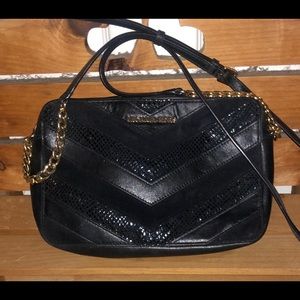 Black Michael Kors Crossbody